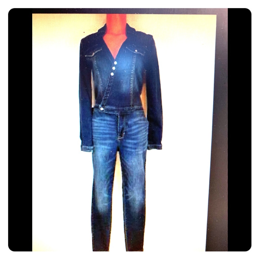 NWT Bebe denim short sleeve jumpsuit size 4